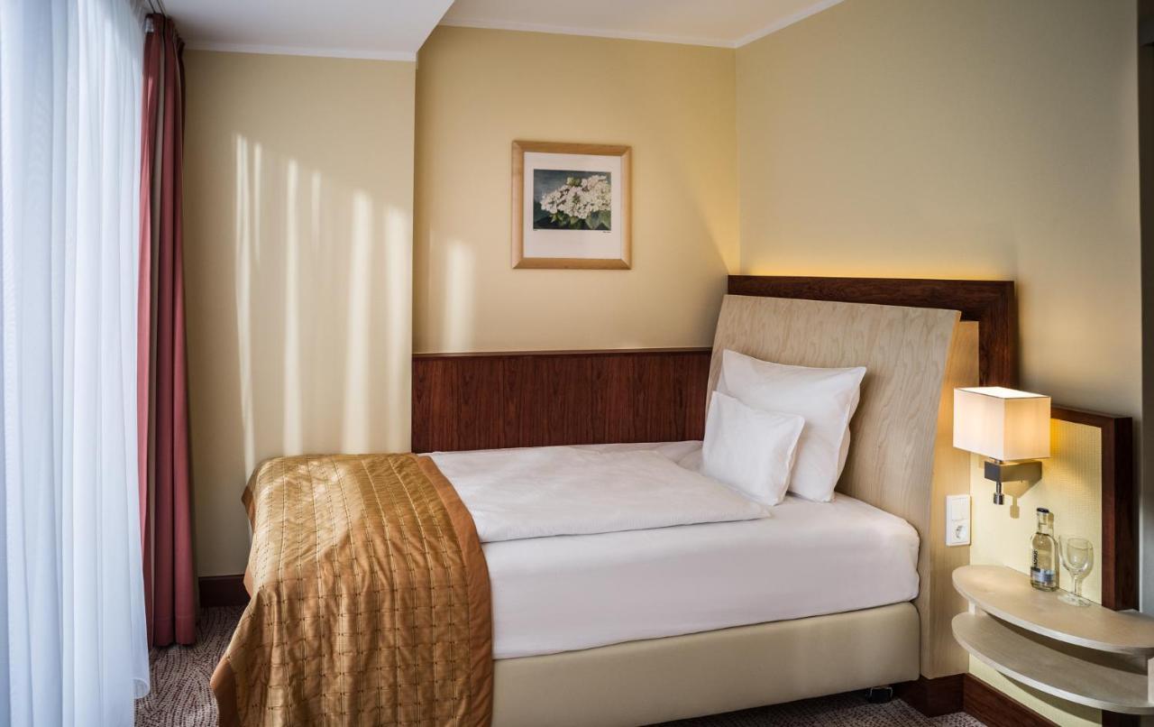 Comfort Single Room,769118473:JPEG