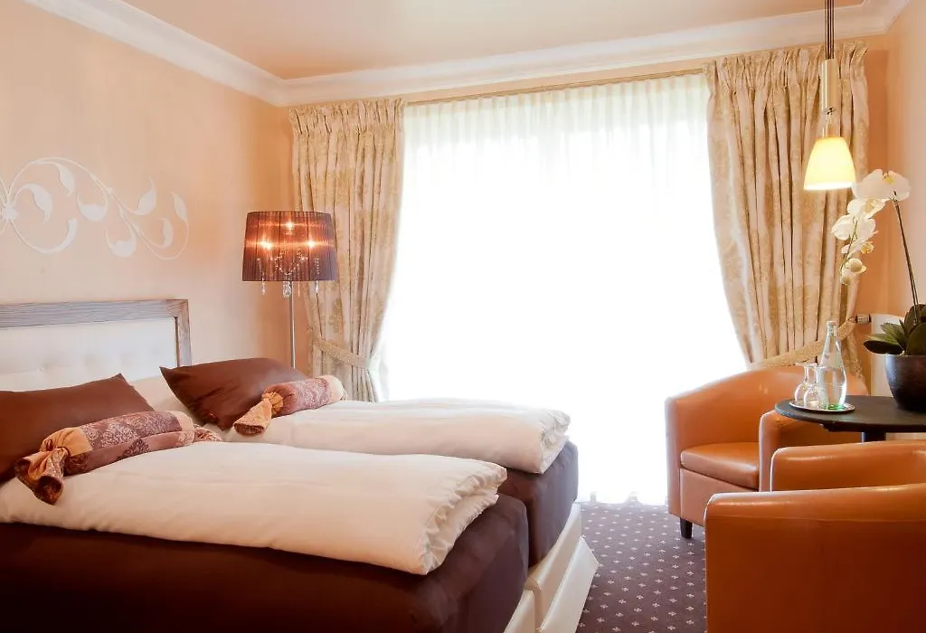 Amethyst Hotel Garni Lüneburg-1